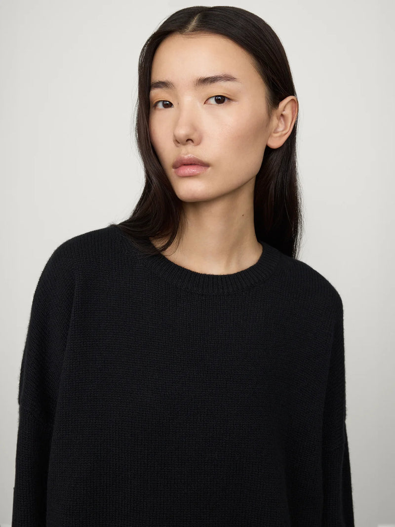 Pull "Mila in cashmere Black"Lisa Yang