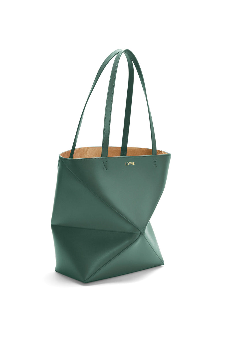 Sac "Puzzle Fold Tote en cuir de veau brillant Vetiver (Vert)" LOEWE