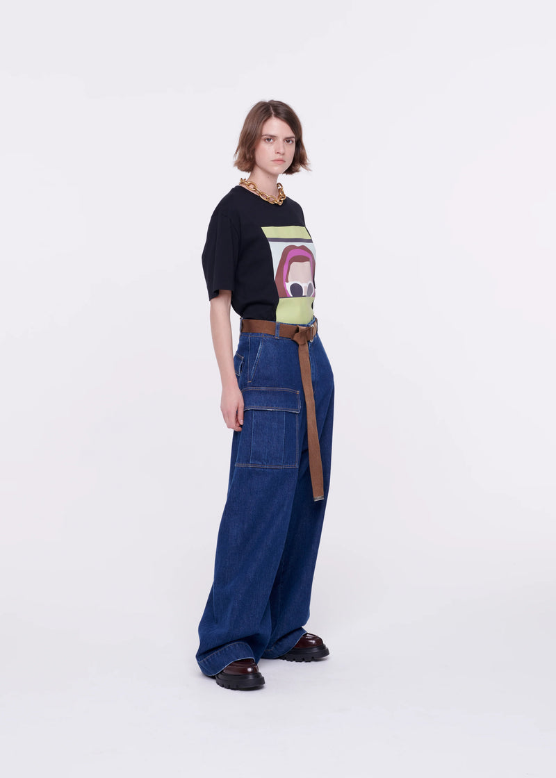 Large jeans with removable blue belt plan C