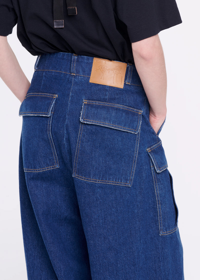 Large jeans with removable blue belt plan C