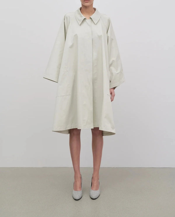 Trench "Leinster in ivory cotton" The Row