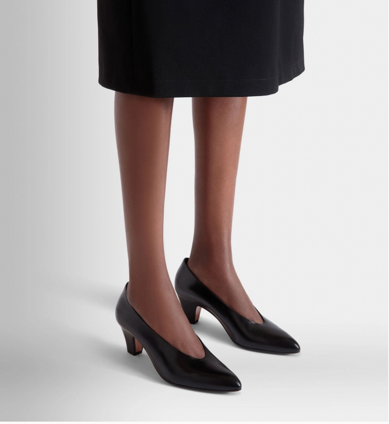 "Escarpins en daim marron" BALLY