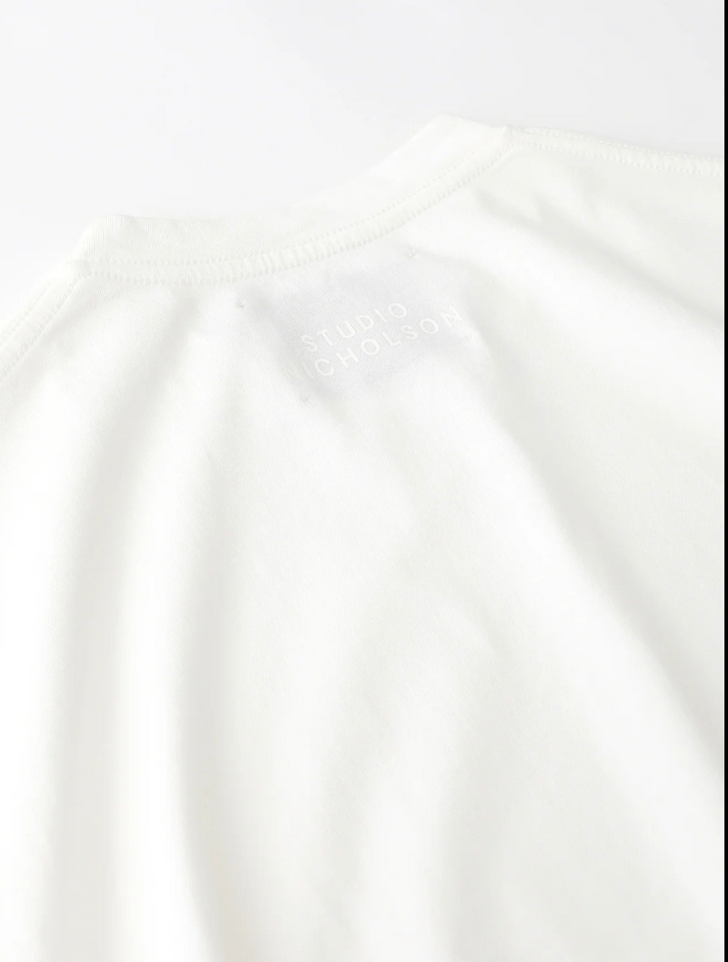 "Loop Long Sleeve T-Shirt Optic White" STUDIO NICHOLSON