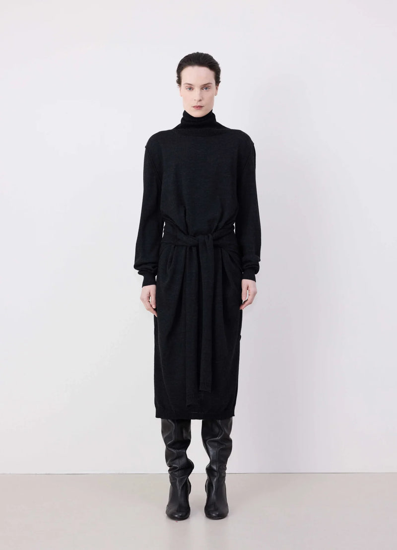 Dress "trompe-l'oeil with an anthracite collar" lemaire