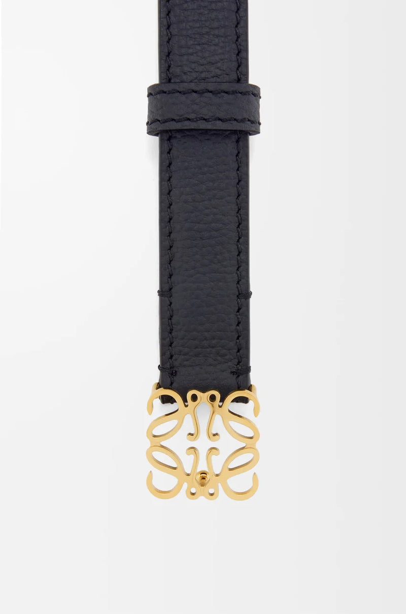 "Fine belt anagram pebble in grained leather Black"LOEWE