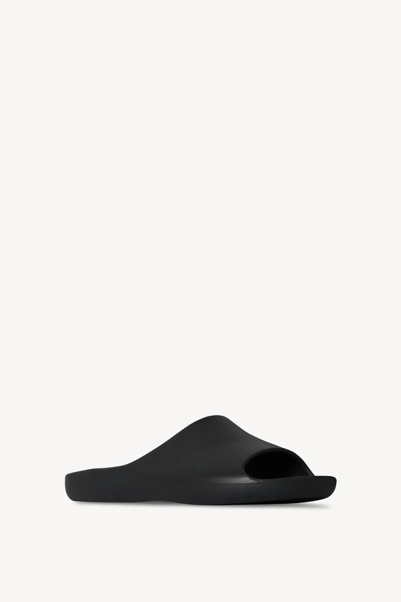 "Ama Mules en Caoutchouc Noir" THE ROW