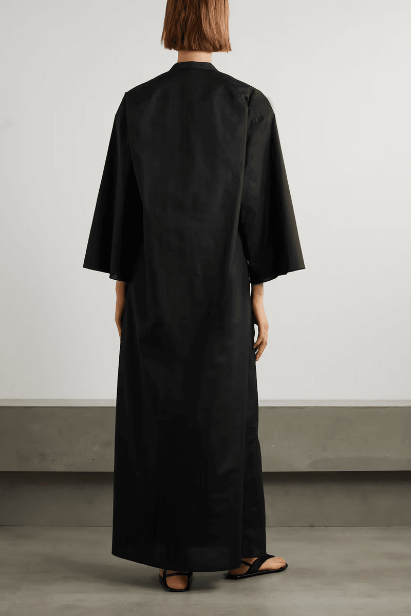 Robe "Lanna Noir" THE ROW