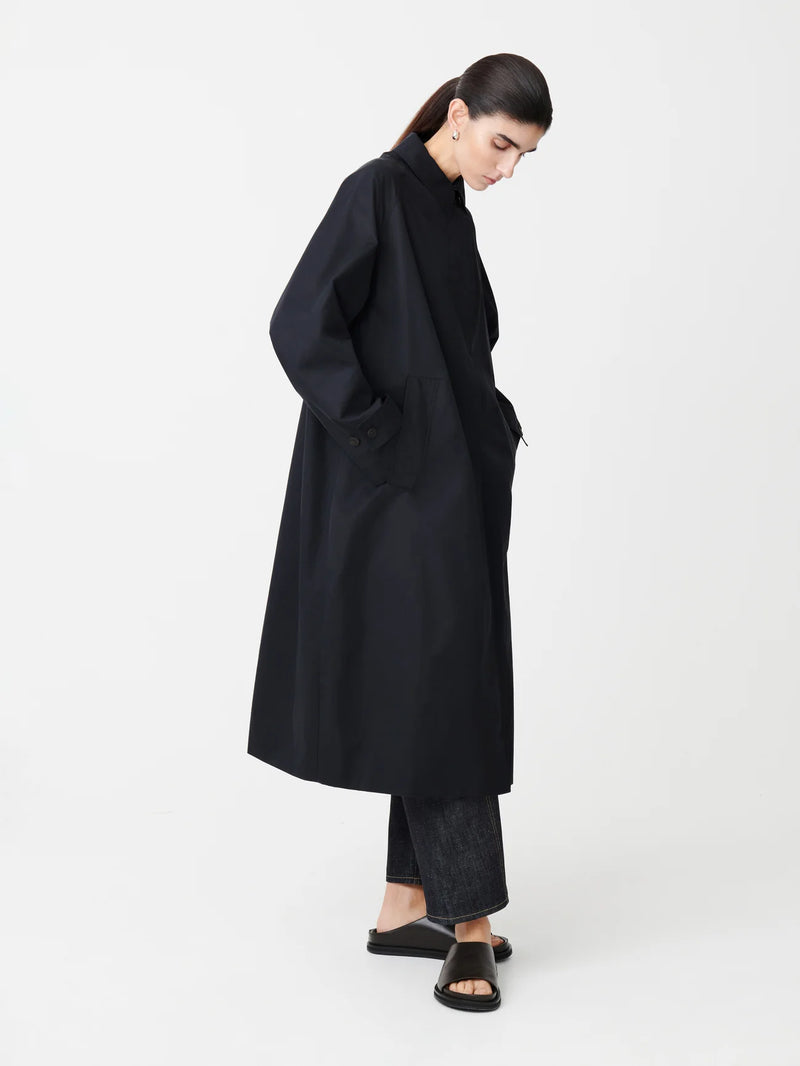 "Holin Technical Cotton Coat Dark navy" STUDIO NICHOLSON