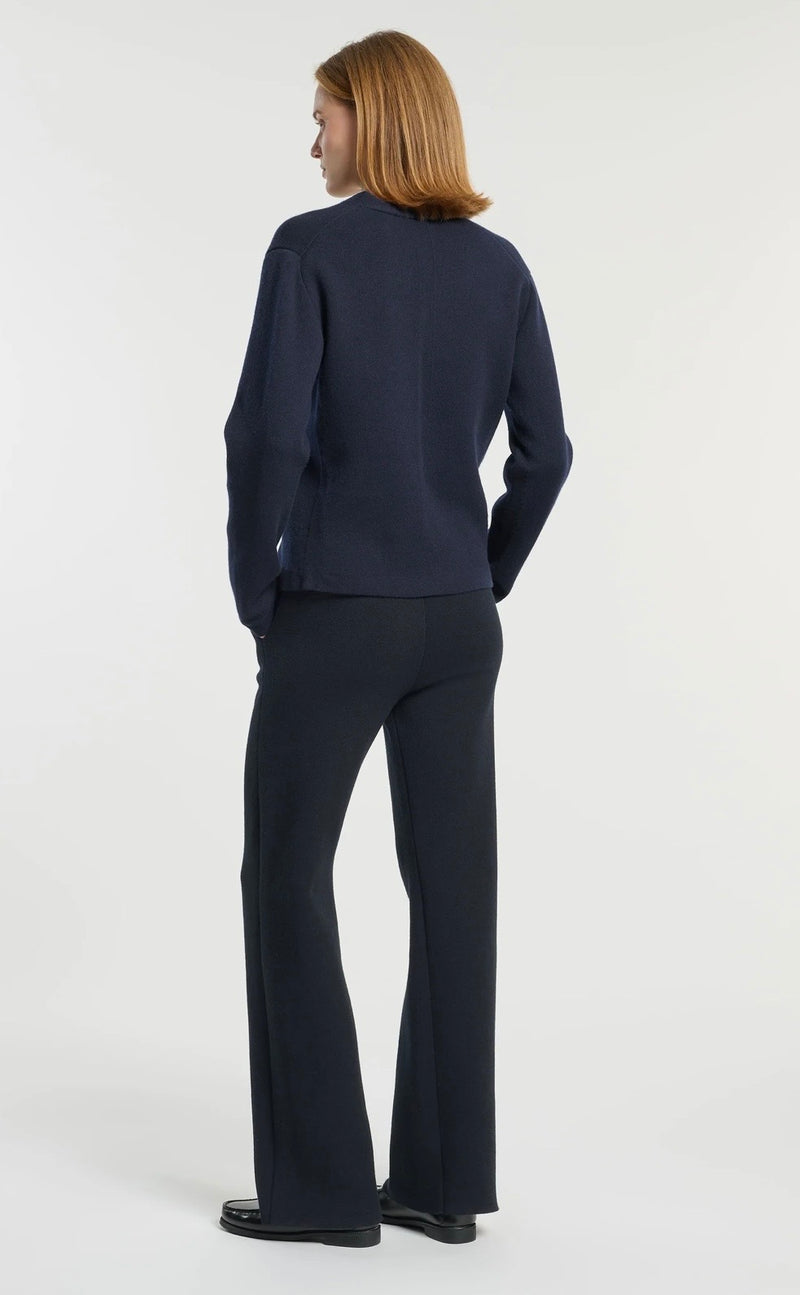 Cardigan col V en cachemire et laine marine  “Barrie X Mackintosh”