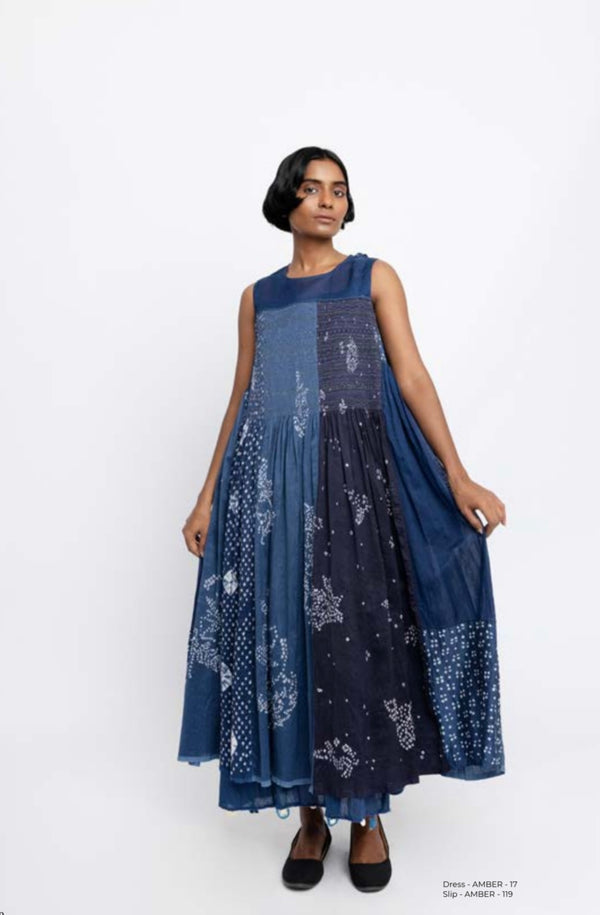 "Robe AMBER 90 Blanche" INJIRI