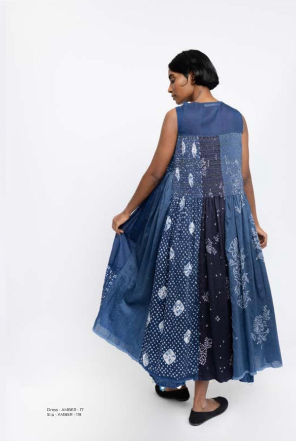 "Robe AMBER 90 Blanche" INJIRI