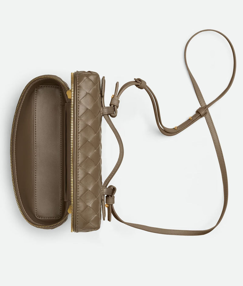 Bag "Vanity Case Bang Bang Pinecone (Taupe)" BOTTEGA VENETA