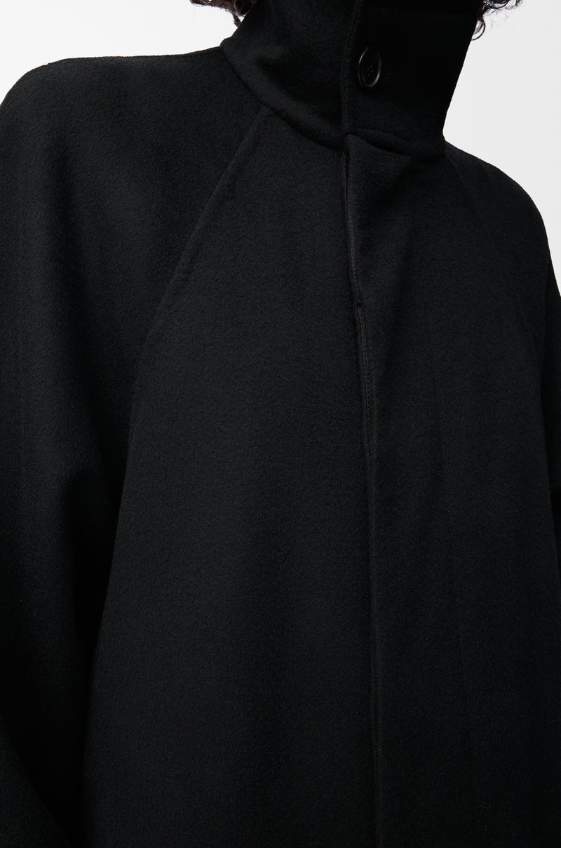 "Belted Coat in Wool and Cashmere Black" Loewe