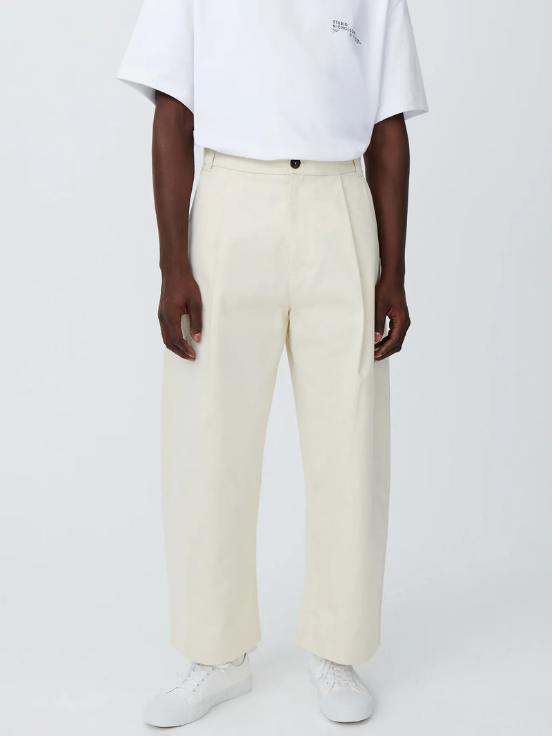 Pantalon "Continuity Sorte Crème" STUDIO NICHOLSON