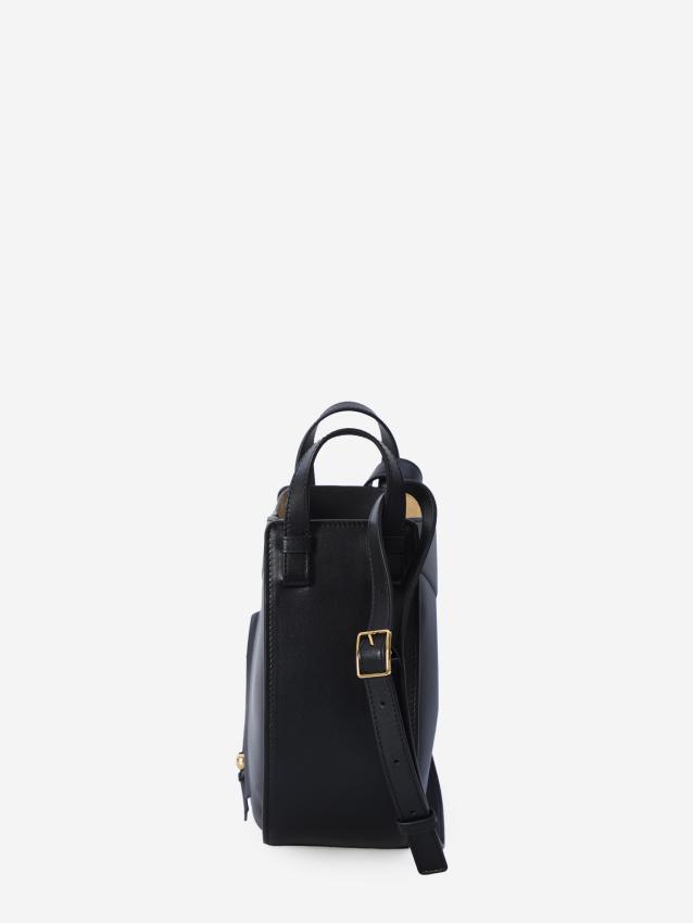 "Hammock Slice bag Black"LOEWE